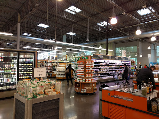 Grocery Store «Whole Foods Market», reviews and photos, 7380 SW Bridgeport Rd, Tigard, OR 97224, USA