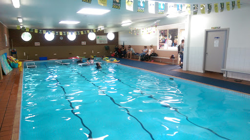 Paddles Swim School
