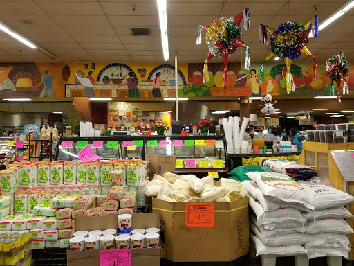 Grocery Store «El Rancho Market», reviews and photos, 8901 N 19th Ave, Phoenix, AZ 85021, USA