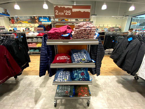 Sportswear Store «Columbia Sportswear Outlet at Ontario Mills», reviews and photos, 1 Mills Cir #342, Ontario, CA 91764, USA