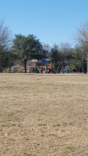 Park «Neighborhood Park - Frank Beverly Park», reviews and photos, 7112 Quarry Chase Trail, Plano, TX 75025, USA