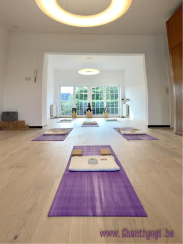 Beoordelingen van Shanti Yogi in Brussel - Yoga studio