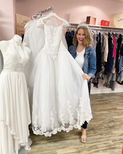 Consignment Shop «Twinkle Resale Boutique», reviews and photos, 100 Ridge Rd, Chadds Ford, PA 19317, USA