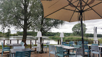 Atmosphère du Restaurant La Plage de Sathenay à Gevrey-Chambertin - n°6