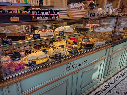 Petite France Bakery and Confectionery