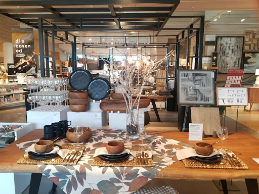 Furniture Store «Crate and Barrel», reviews and photos, 21710 Hawthorne Blvd, Torrance, CA 90503, USA