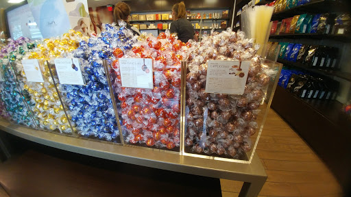 Shopping Mall «Lighthouse Place Premium Outlets», reviews and photos, 601 Wabash St, Michigan City, IN 46360, USA