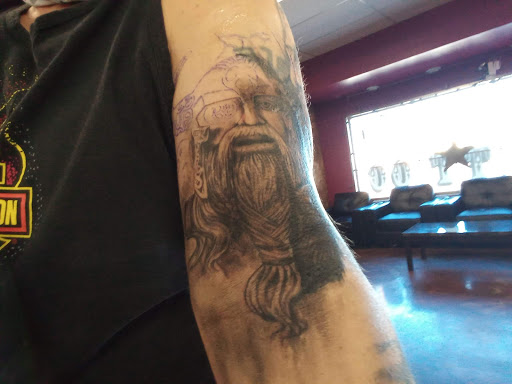 Tattoo Shop «Fast Lane Tattoo (Oracle Rd.)», reviews and photos, 3801 N Oracle Rd, Tucson, AZ 85705, USA