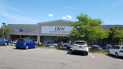 Shoe Store «DSW Designer Shoe Warehouse», reviews and photos, 1595 CT-71, Farmington, CT 06032, USA