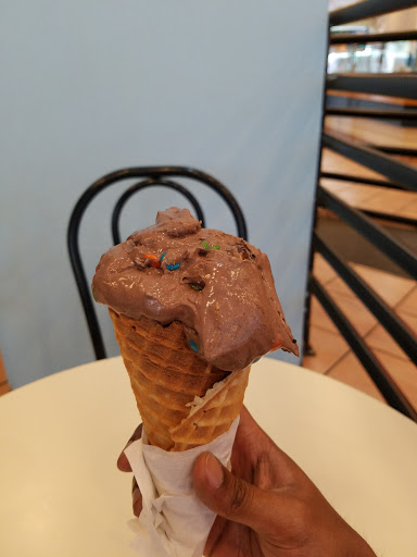 Ice Cream Shop «Marble Slab Creamery», reviews and photos, 14 Biltmore Ave, Asheville, NC 28801, USA