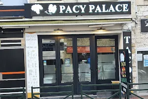 Pacy palace image