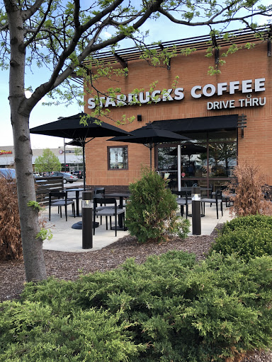 Coffee Shop «Starbucks», reviews and photos, 596 North Ave, Carol Stream, IL 60188, USA