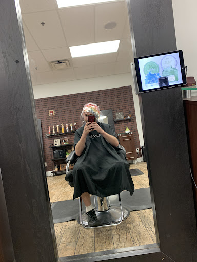 Beauty Salon «Flying Scissors Salon», reviews and photos, 260 Citrus Tower Blvd, Clermont, FL 34711, USA