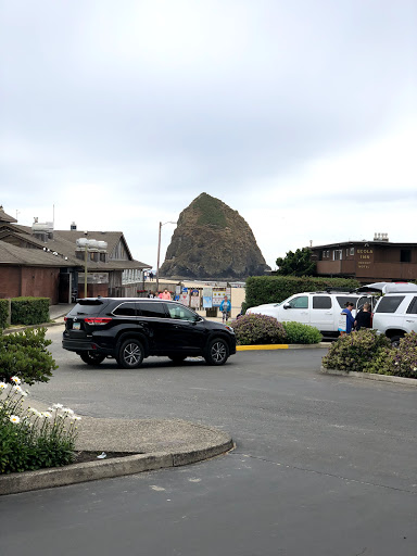 Tourist Attraction «Haystack Rock», reviews and photos, US-101, Cannon Beach, OR 97110, USA