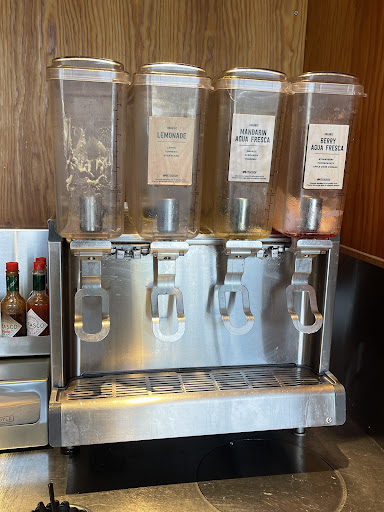 Mexican Restaurant «Chipotle Mexican Grill», reviews and photos, 1301 W Davis St, Conroe, TX 77304, USA