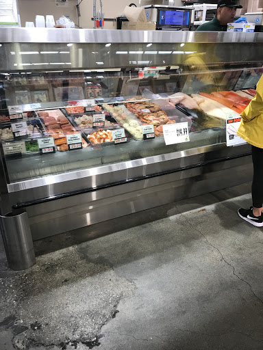 Grocery Store «Ballard Market», reviews and photos, 1400 NW 56th St, Seattle, WA 98107, USA