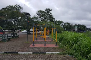 Outdoor Gym image