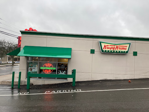 Bakery «Krispy Kreme Doughnuts», reviews and photos, 354 S Maple St, Akron, OH 44302, USA