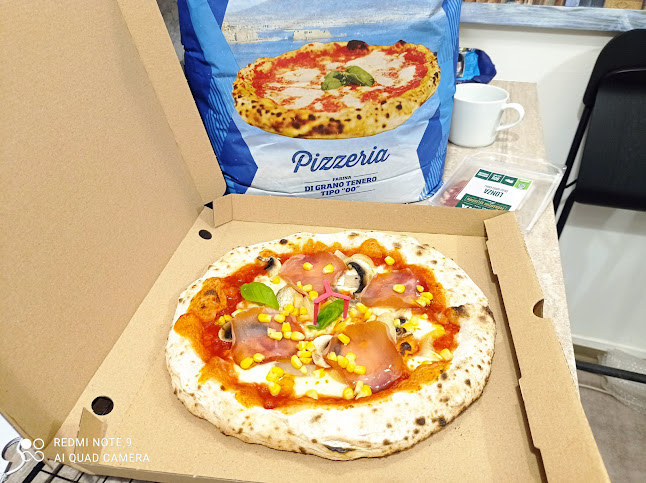 pizzaragusa.eatbu.com