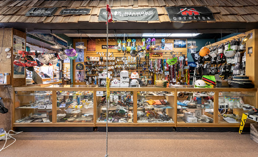Outdoor Sports Store «Black Dome Mountain Sports», reviews and photos, 140 Tunnel Rd, Asheville, NC 28805, USA