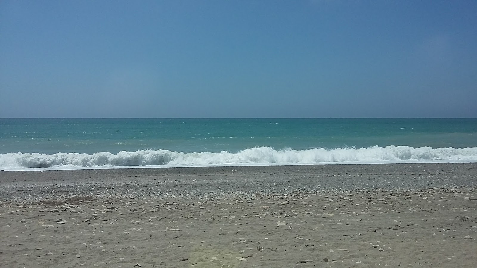 Foto de Playa Balerma - lugar popular entre los conocedores del relax