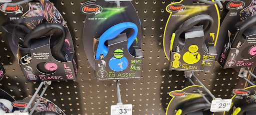 Pet Supply Store «Petco Animal Supplies», reviews and photos, 1230 Commerce Ave, Atwater, CA 95301, USA