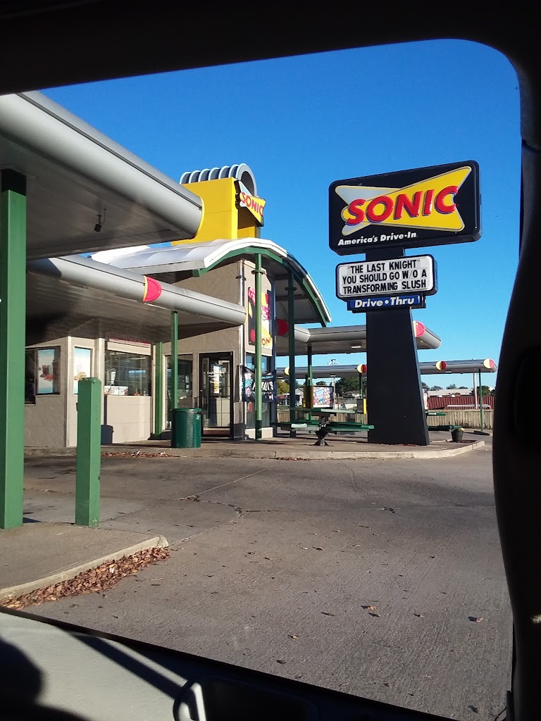Sonic Drive-In 64429