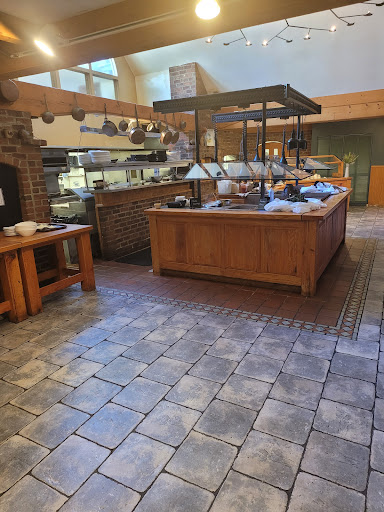 Resort «Highland Lake Inn & Resort», reviews and photos, 86 Lily Pad Ln, Flat Rock, NC 28731, USA