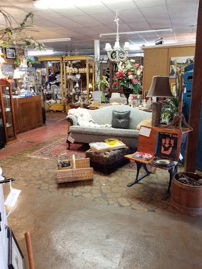 Old Towne Antiques And Upholstery
