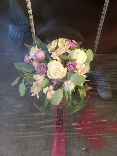 Florist «Merrimon Florist Inc», reviews and photos, 329 Merrimon Ave, Asheville, NC 28801, USA