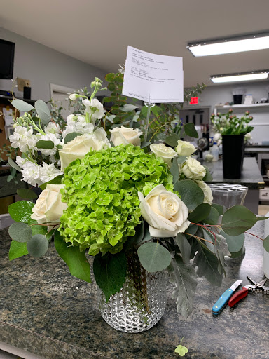 Florist «Hassell Florist», reviews and photos, 1679 Drew St, Clearwater, FL 33755, USA