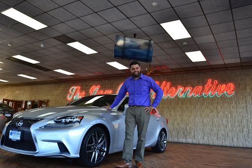 Used Car Dealer «Driven Auto Sales», reviews and photos, 6800 W 79th St, Burbank, IL 60459, USA