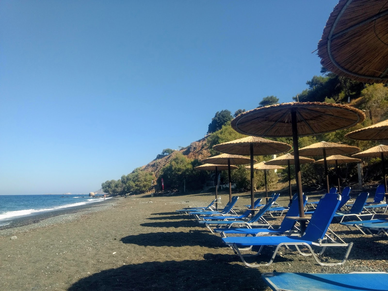 Photo of Platis Yialos beach amenities area