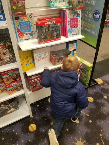 Book Store «Books-A-Million», reviews and photos, 6601 Edwardsville Crossing Dr, Edwardsville, IL 62045, USA