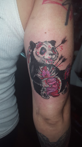 Tattoo Shop «Stained in pain tattoos», reviews and photos, 4211 N Milwaukee Ave, Chicago, IL 60641, USA