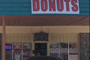 PF Donut Shop image
