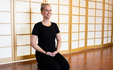 Giada Staffetta: Capaci di fare yoga&shiatsu image
