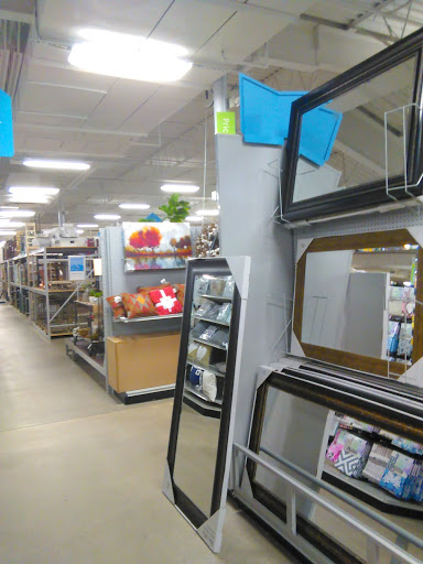Home Goods Store «At Home», reviews and photos, 4620 Stadium Dr, Kalamazoo, MI 49008, USA