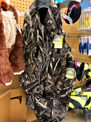 Pet Supply Store «Petco Animal Supplies», reviews and photos, 35860 Chester Rd, Avon, OH 44011, USA