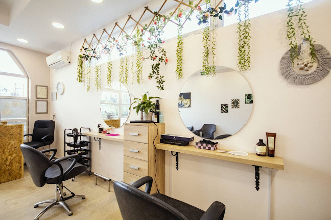 Hairstyles by Dina κομμωτήριο Κουρείο