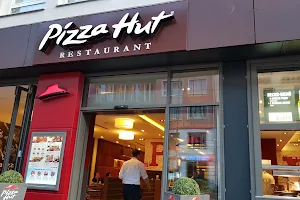 Pizza Hut Restaurant am Stachus image