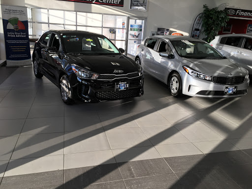 Car Dealer «Spitzer Kia Cleveland», reviews and photos, 3414 Brookpark Rd, Cleveland, OH 44134, USA