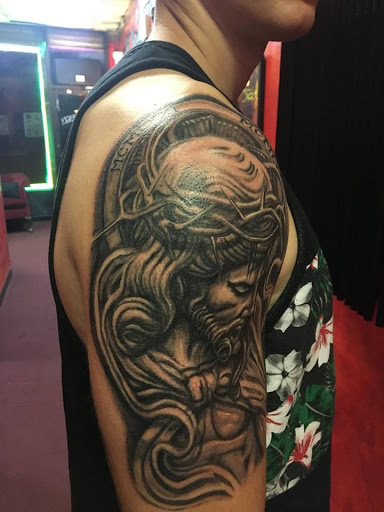 Tattoo Shop «Tattoo Frenzy Inc», reviews and photos, 127 Merrick Rd, Amityville, NY 11701, USA