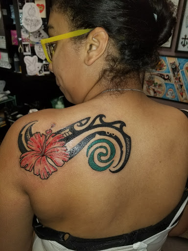 Tattoo Shop «Black Rabbit Tattoo», reviews and photos, 17 N Belmont Ave, Richmond, VA 23221, USA