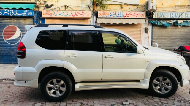 Rent A Car In Lahore, Paces Rent A Car In Township johar town model town Lahore