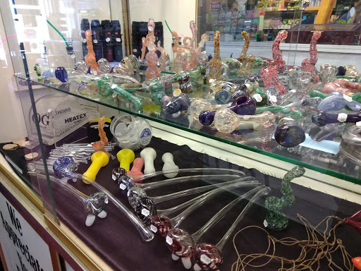 Tobacco Shop «Smoke Zone II», reviews and photos, 13034 Lorain Ave, Cleveland, OH 44111, USA