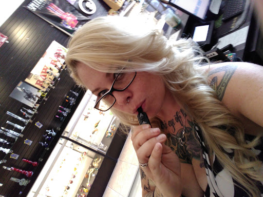 Herb Shop «Traders Smoke Shop», reviews and photos, 14880 N Northsight Blvd #104, Scottsdale, AZ 85260, USA