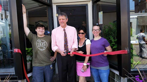 Tropical Fish Store «Aquastetics», reviews and photos, 354 E Main St, Fall River, MA 02724, USA