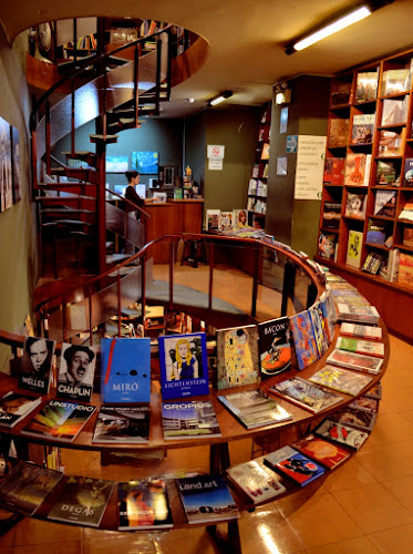 La Familia Librería - Miraflores