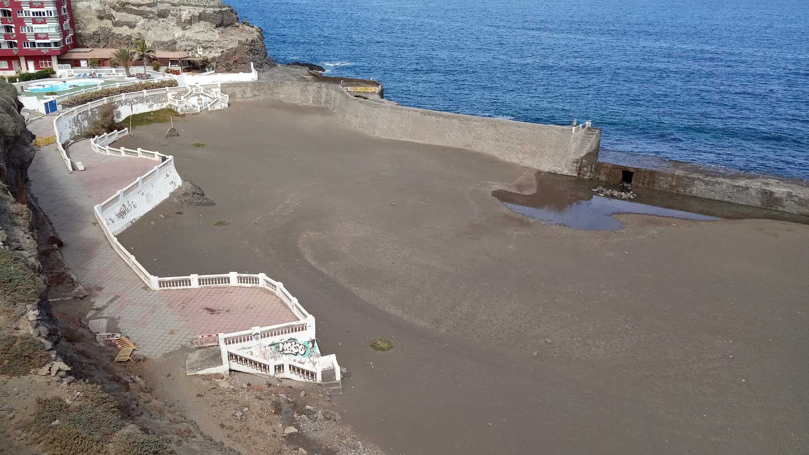 Foto av Playa El Barranquillo med blått vatten yta